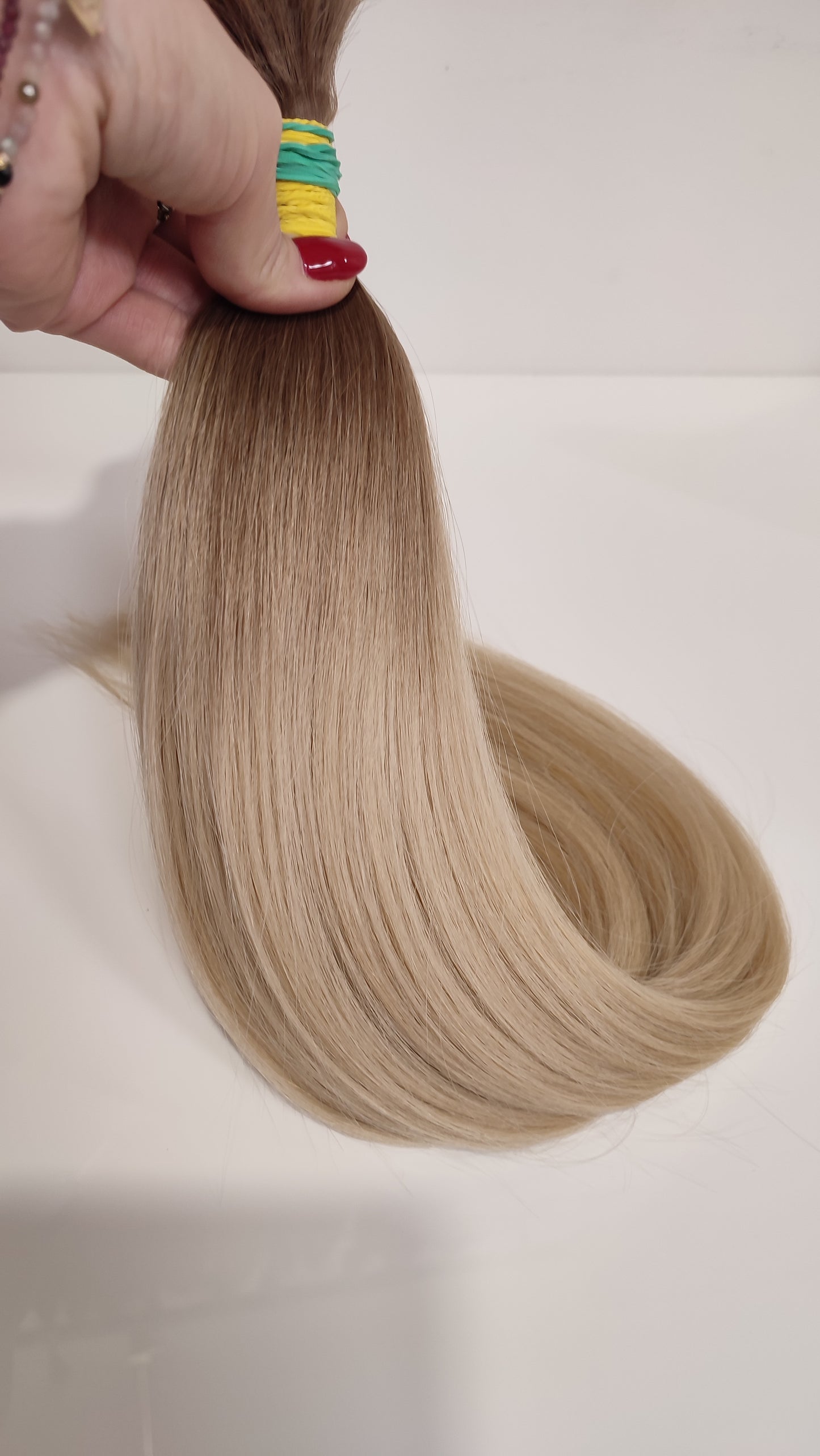 Hair no. 82: length 56cm